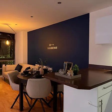 Two Bed Two Bath View With Balcony Leeds (West Yorkshire)