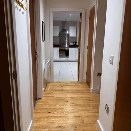Two Bed Two Bath View With Balcony *